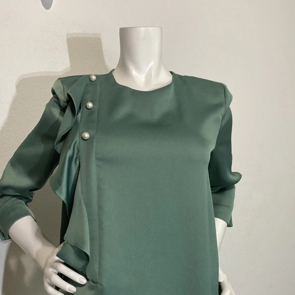 Zara Green Mini Dress with Ruffle Detail - Picture 4 of 10